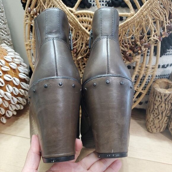 Dansko Faith Stud Wedge Ankle Boots Womens 7.5-8/38 Leather Brown Gore Comfort - Picture 13 of 16